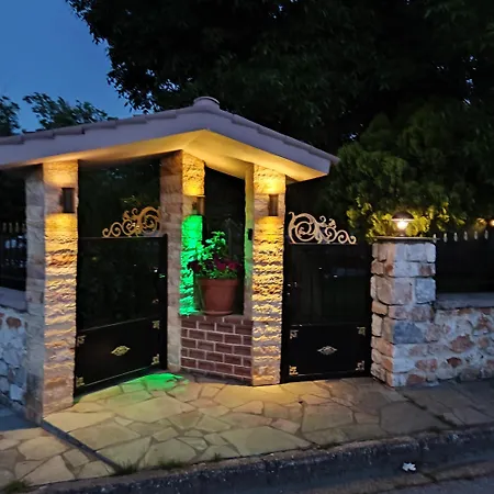Smaro House